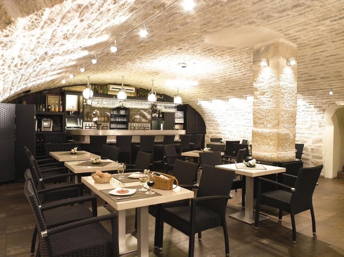 Logis Darcy Centre Hotel 4*