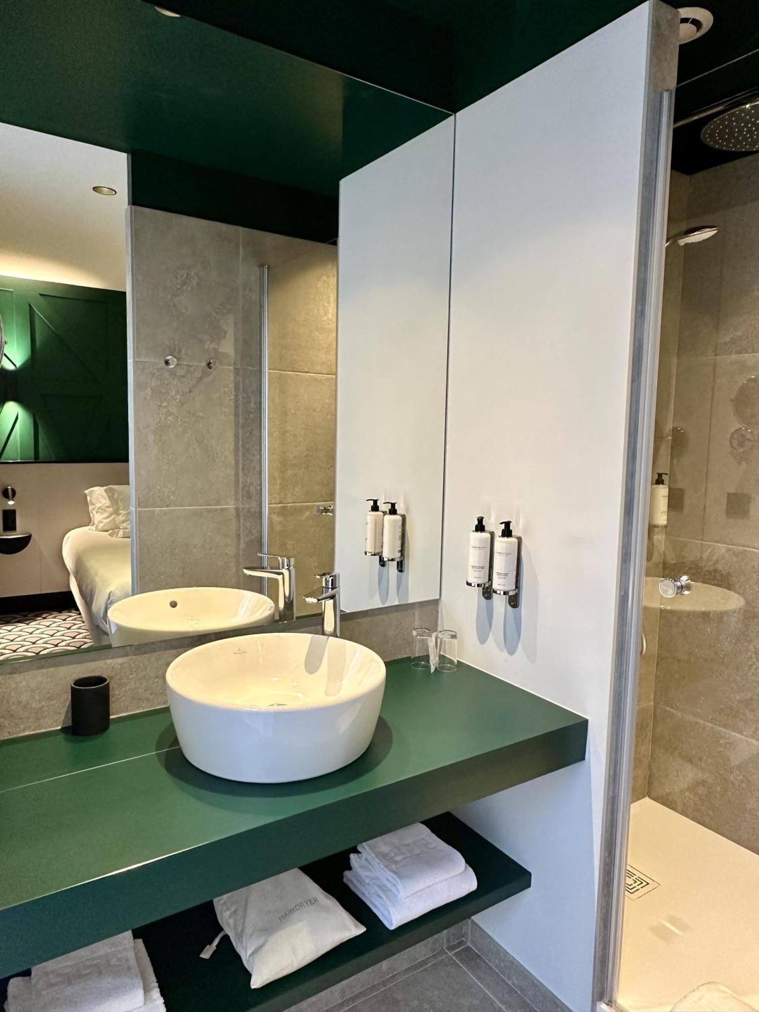 Logis Darcy Centre Hotel