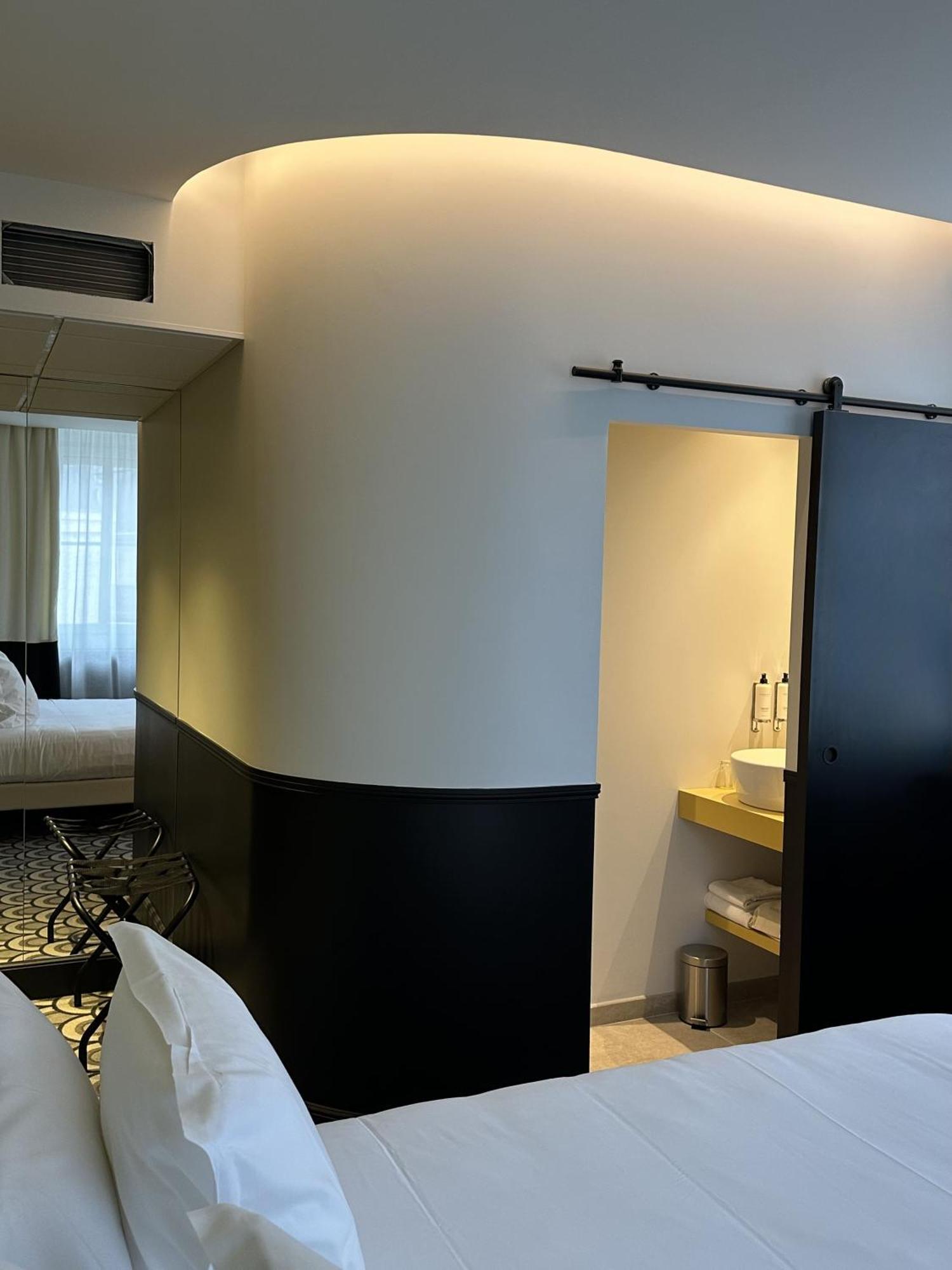 Hotel Logis Darcy Centre 4*